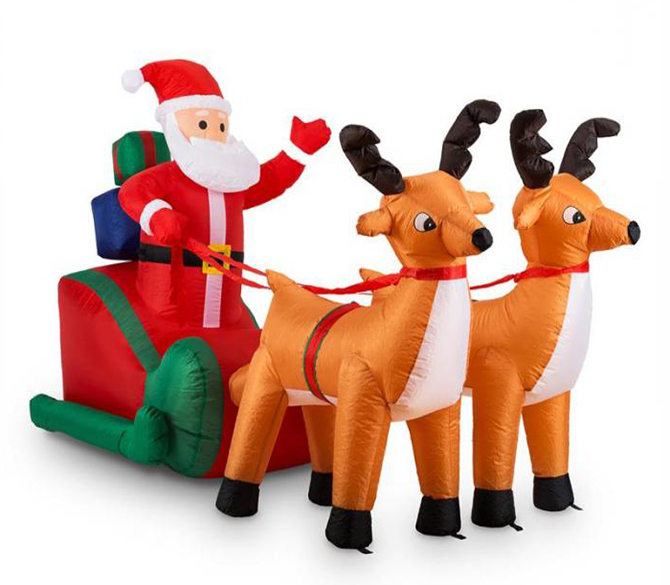 Pere Noel et son traineau une decoration avec une bonne visibilité